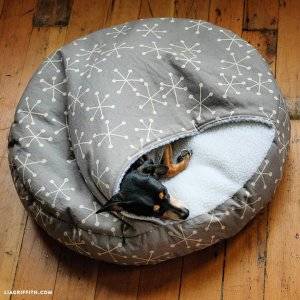 15 Free Dog Bed Patterns That Are Easy To Sew - DIY Crafts