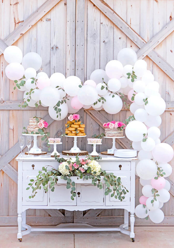 DIY Balloon Garland