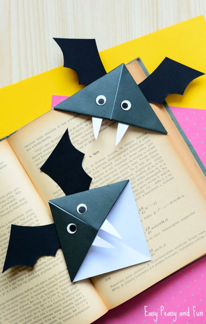 DIY Bat Corner Bookmarks