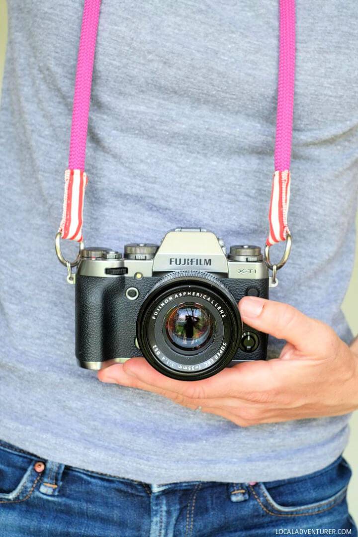 DIY Camera Strap With Climbing Rope