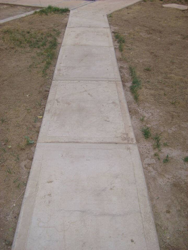 DIY Concrete Sidewalk