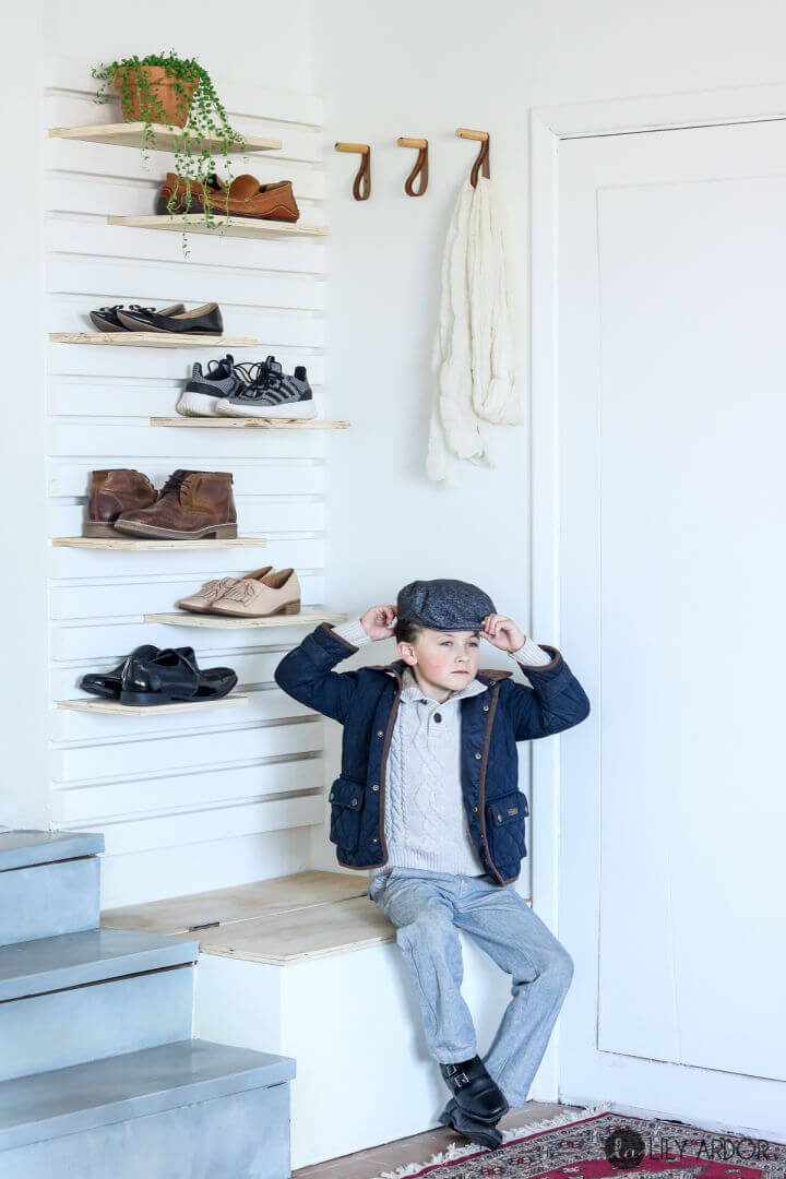 DIY Entryway Bench with Shoe Rack