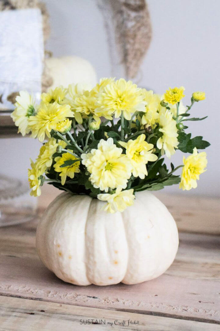 DIY Mini Pumpkin Floral Vase