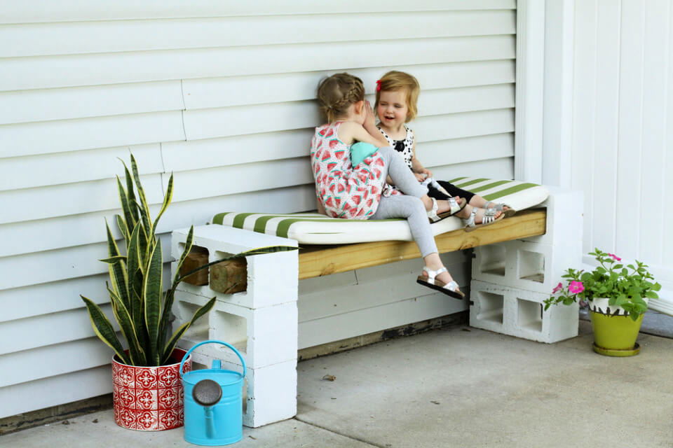 DIY Outdoor Bench from Cinder Blocks