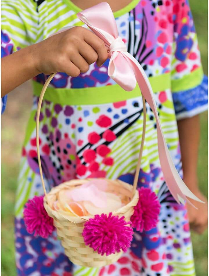 DIY Pom Pom Flower Girl Baskets