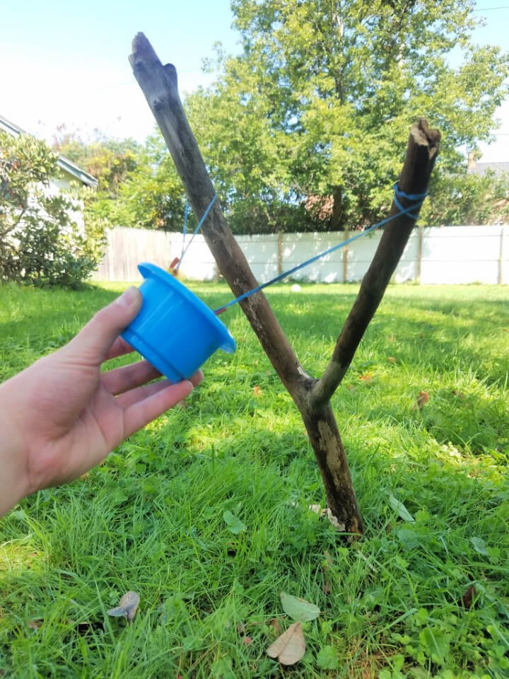 Making a Rubber Band Slingshot