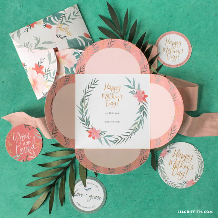 DIY Tropical Mother’s Day Petal Card