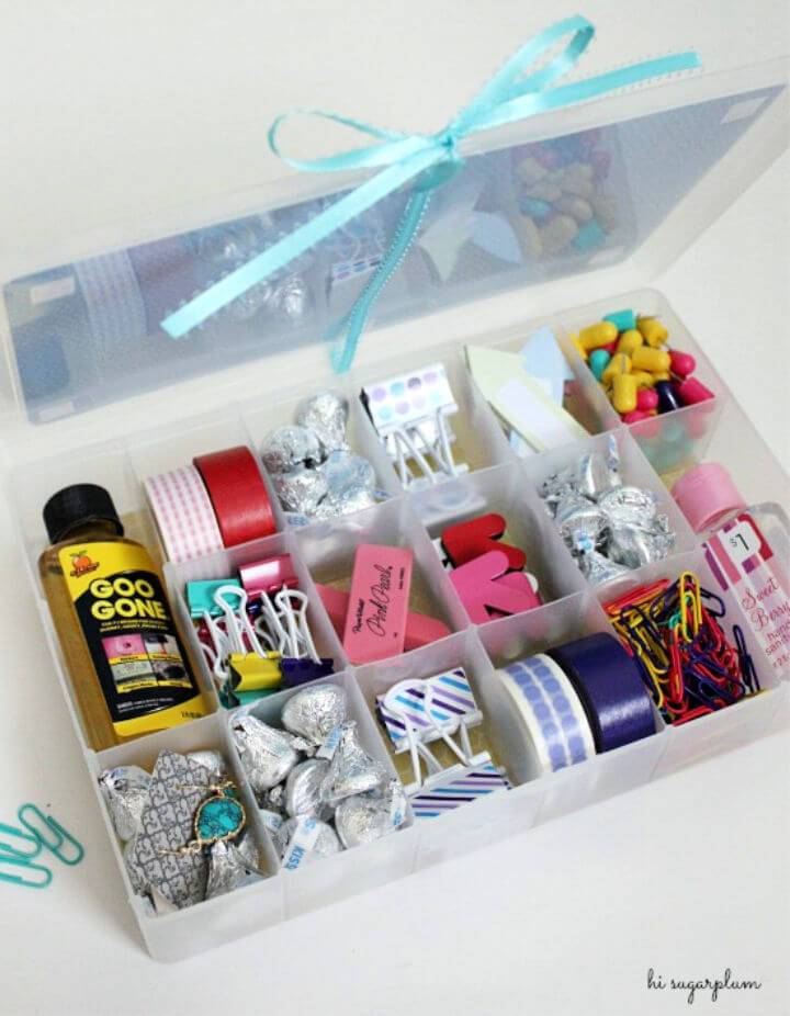 Easy DIY Teacher Gift Essentials Kit