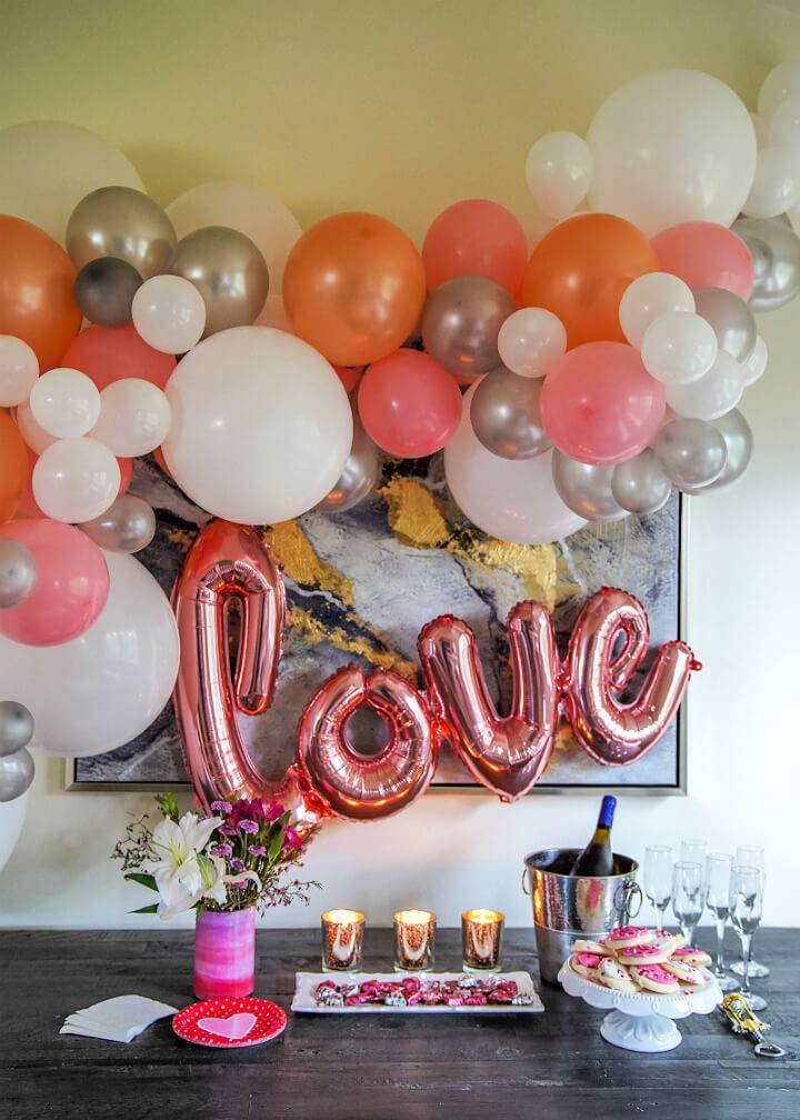 Fun Easy Balloon Garland – Party Decor Ideas