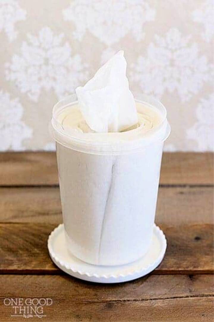 Homemade Baby Wipes – 3 Different Ways