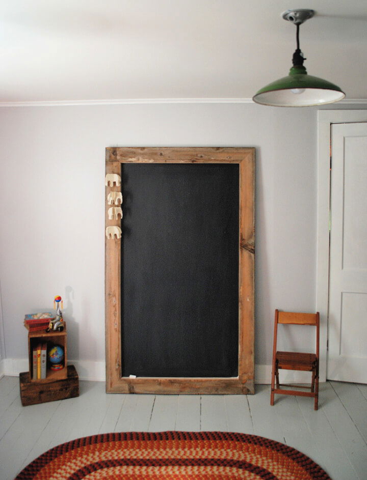 How to Build a Large Chalkboard