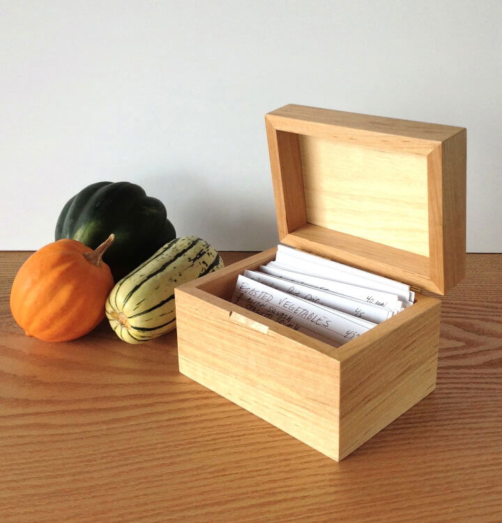 How to Build a Wooden Recipe Box