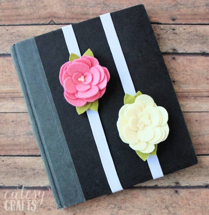 How to Make Bookmarks from Felt Flowers