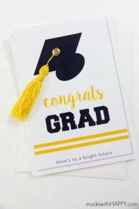 15 Handmade DIY Graduation Card Ideas (Free Templates)