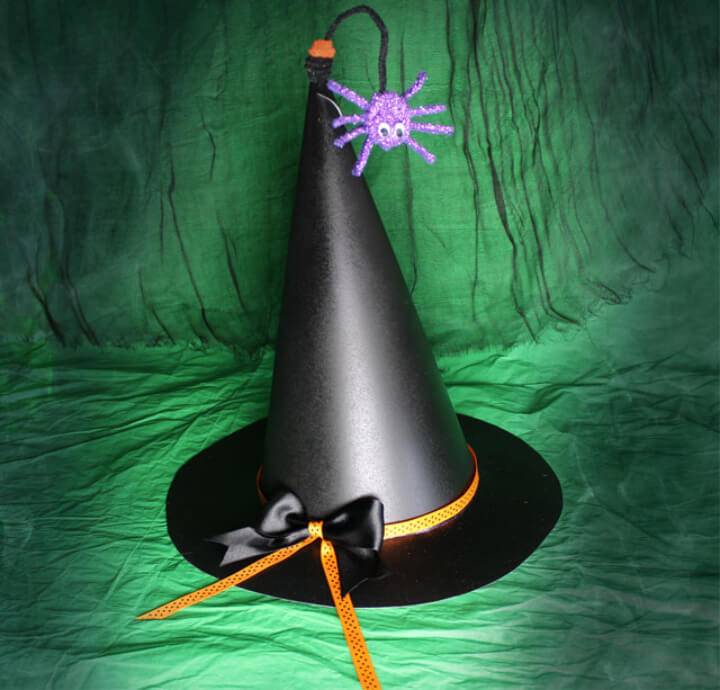 How to Make a Witch Hat