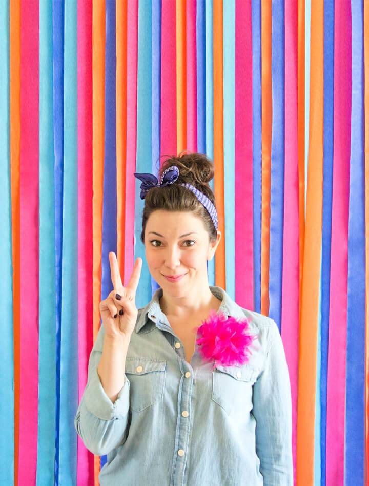 Make a Photo Backdrop Out Of Streamers