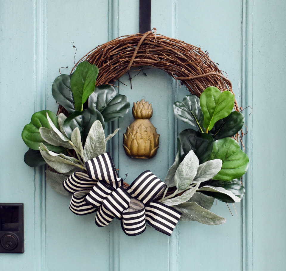 Making a Wreath Bow Out of Ribbon