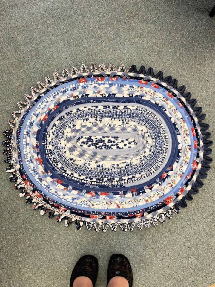 10 Free Jelly Roll Rug Pattern To Make, How To Make A Jelly Roll Rug Lay Flat