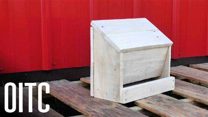Rustic Wood Chick Feeder from Pallets