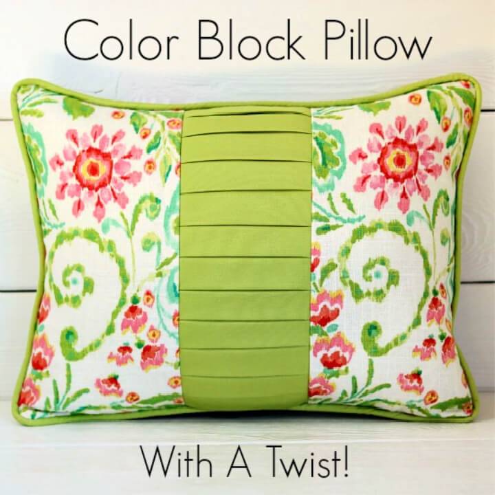 Sew a Color Block Pillow With a Twist