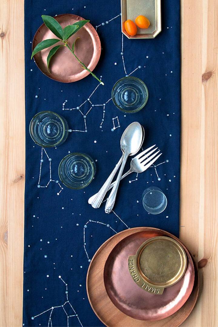 Sew a French Dot Constellation Runner