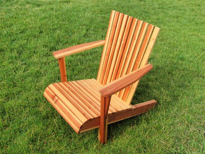 DIY Adirondack Chair From One Board