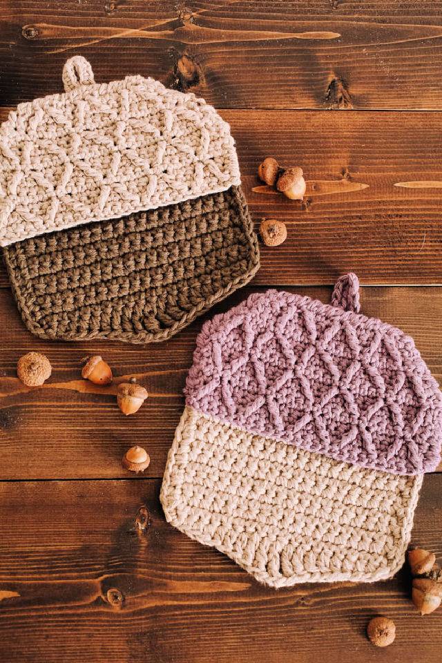 Easy Crochet Acorn Hot Pad Pattern
