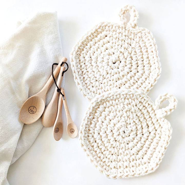 How Do You Crochet a Spiral Hot Pads