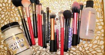cleaning makeup brushes with coconut oil