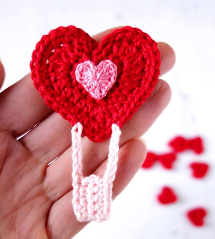 Crochet Heart Air Balloon Applique