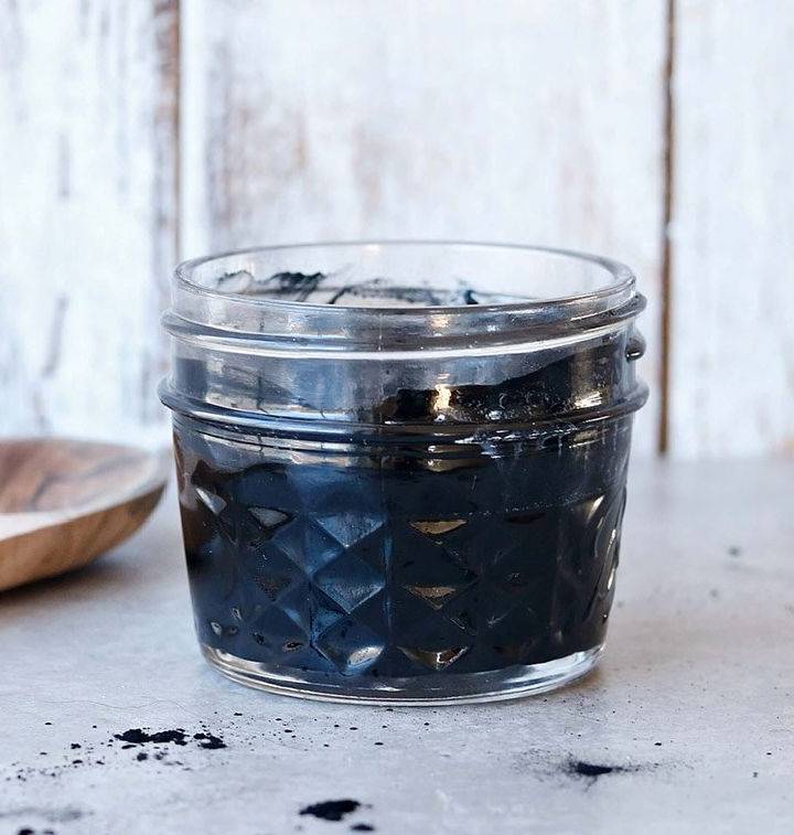 DIY Charcoal Face Mask With Coconut Oil