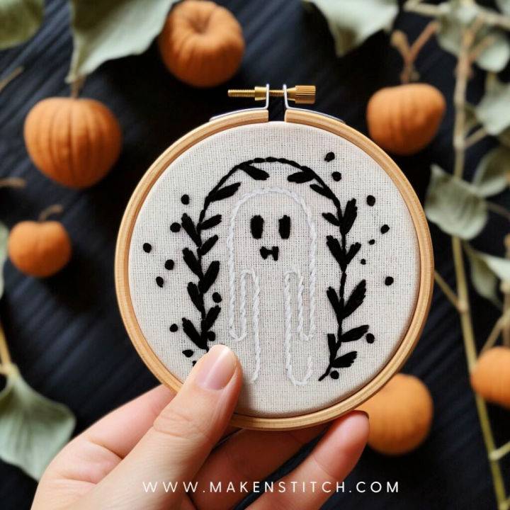 Free Embroidery Pattern and Printable Tags