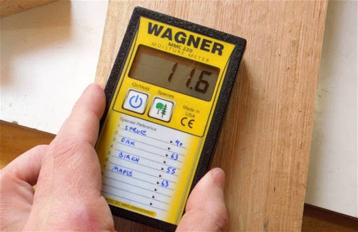 How to Measure The Moisture Content of Wood for DIY Projects