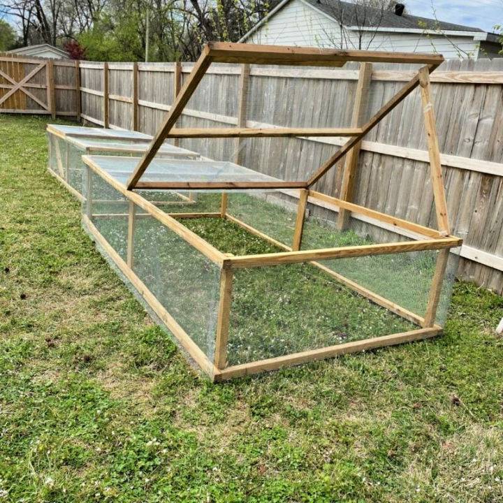 Build a Chicken Tractor for Meat Birds