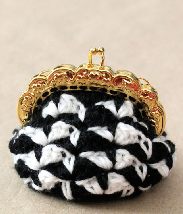 Free Crochet Coin Purse Pattern