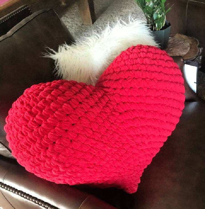 Crochet Amigurumi Love Heart Pattern