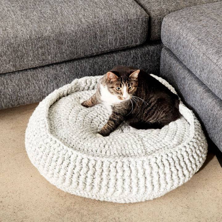 Bernat Crochet Pet Bed Pattern