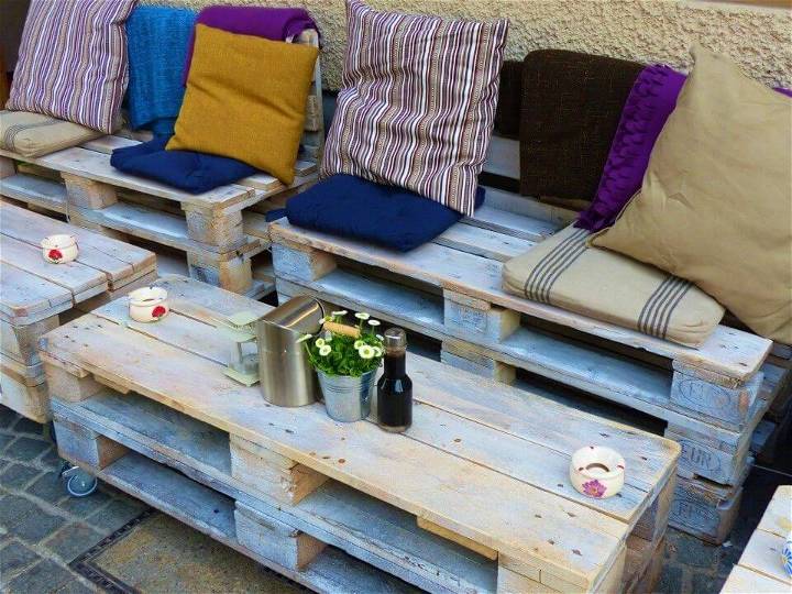 Build Your Own Pallet Bench