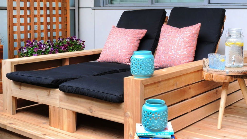 Simple DIY Cedar Outdoor Lounger