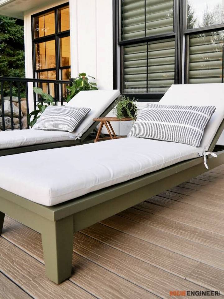 Chaise Lounger Made from 2x4s