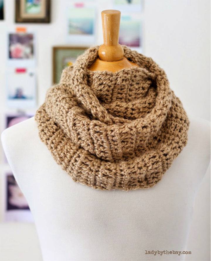 40 Free Crochet Infinity Scarf Patterns for Beginners in 2021