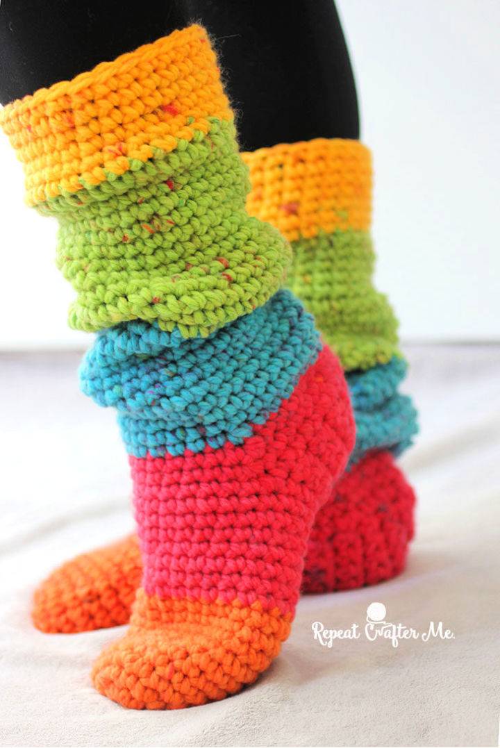 Crochet Caron Cakes Slouchy Slipper Socks