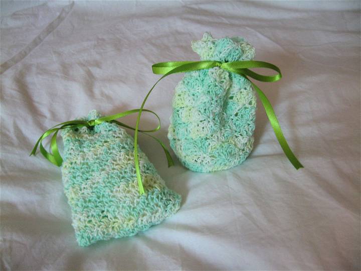 Crochet Griddle Stitch Wedding Favor Sachet