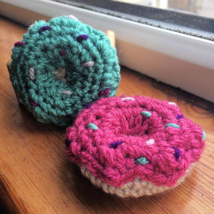 Crochet Mini Donuts Cat Toy