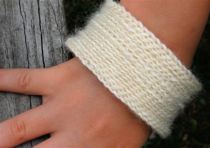 Crochet Wrist Socks Bracelet