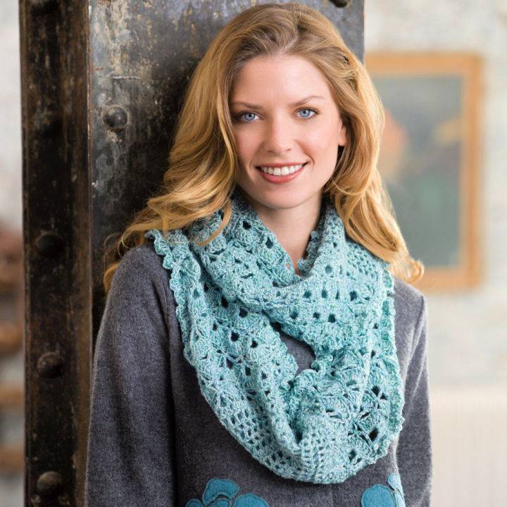 Crochet a Lacy look Infinity Scarf