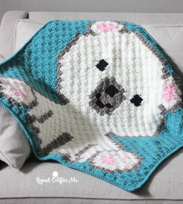 Cute Crochet Polar Bear Cub Baby Blanket Pattern