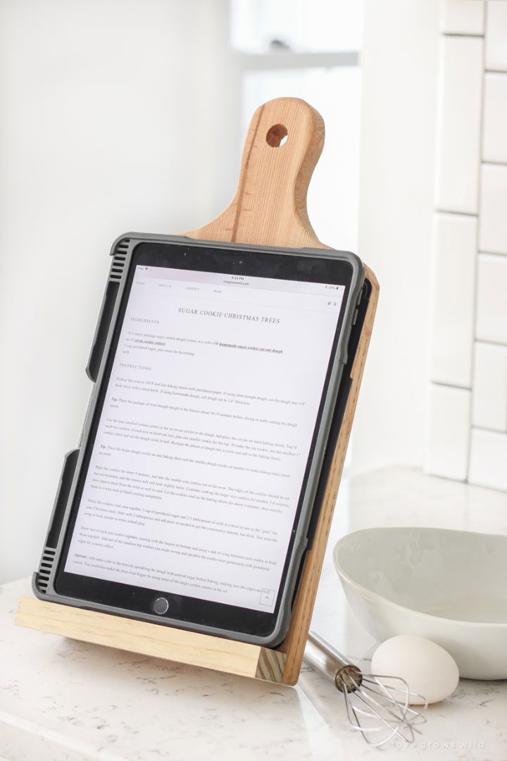 DIY Cutting Board Tablet Holder