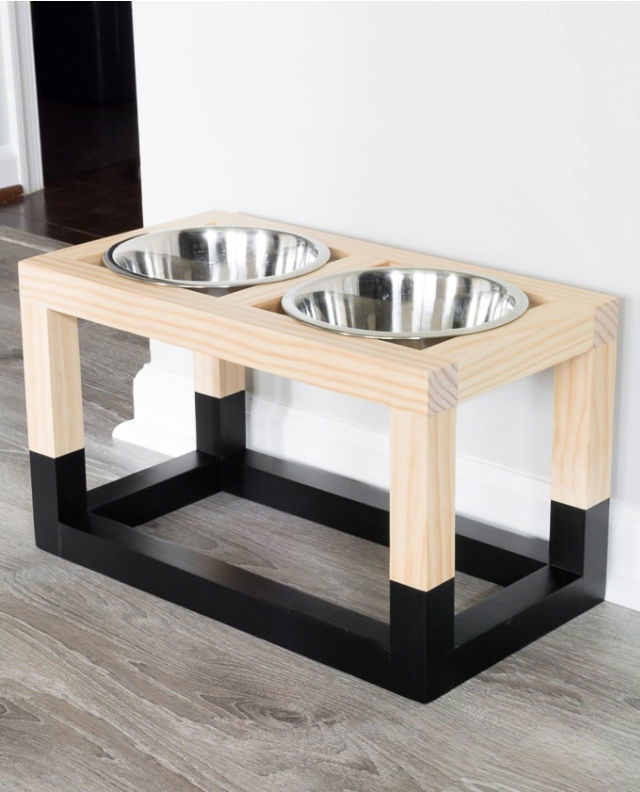 DIY Dog Food Stand