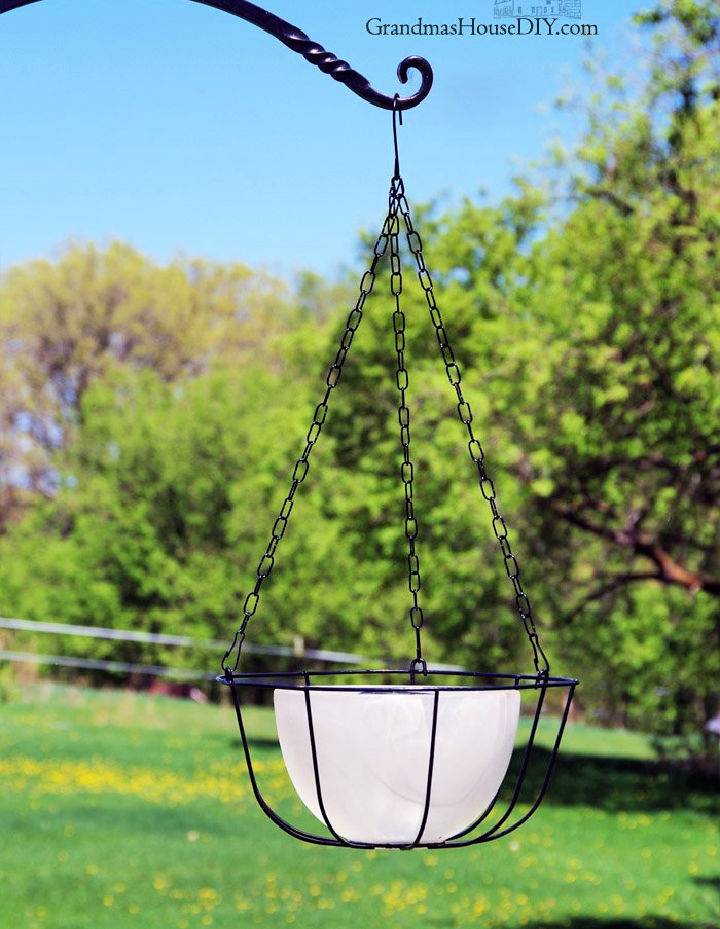 Hanging Solar Light Using Glass Chandelier Bowl